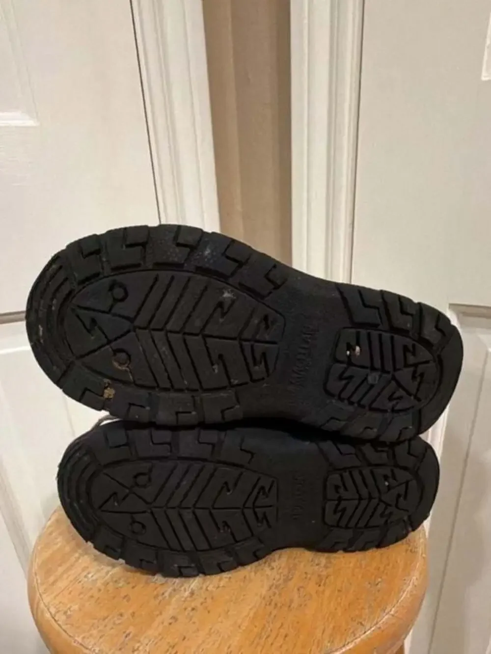 Magellan Outdoors Boys 3M Thinsulate Water Resistant Winter Boots